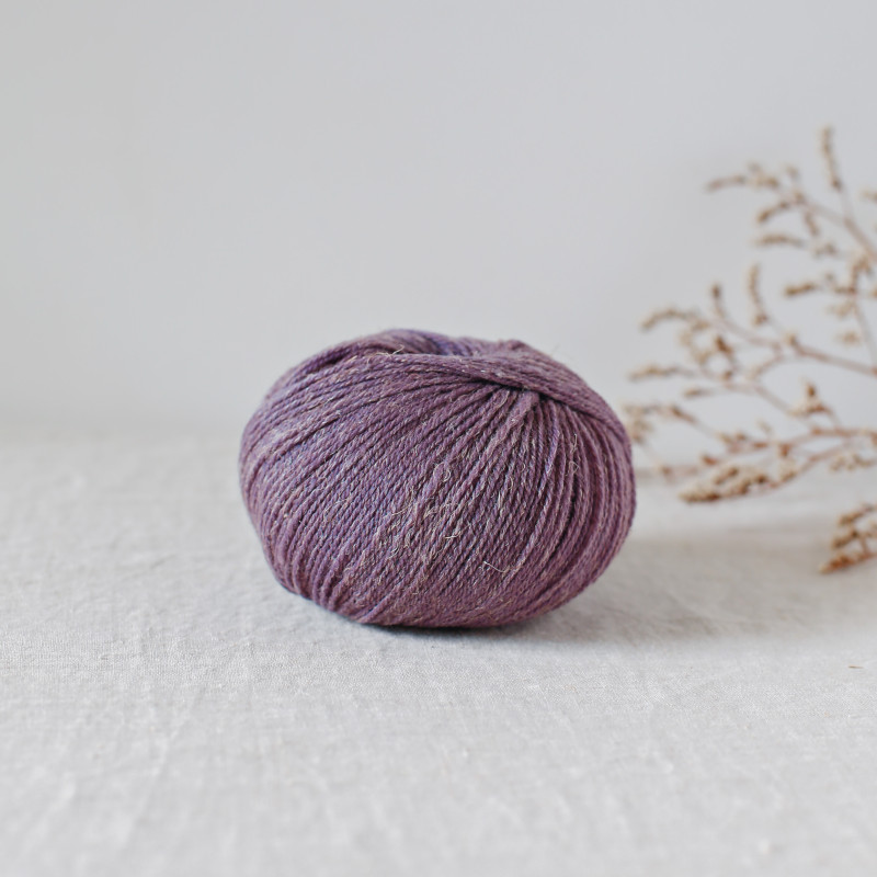 Alice -Organic Merino from Arles and Linen knitting yarn