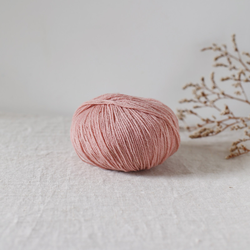 Alice -Organic Merino from Arles and Linen knitting yarn